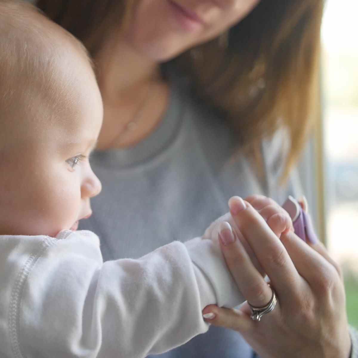 Baby Nails® - The Wearable Baby Nail File (0m+) - Image 8