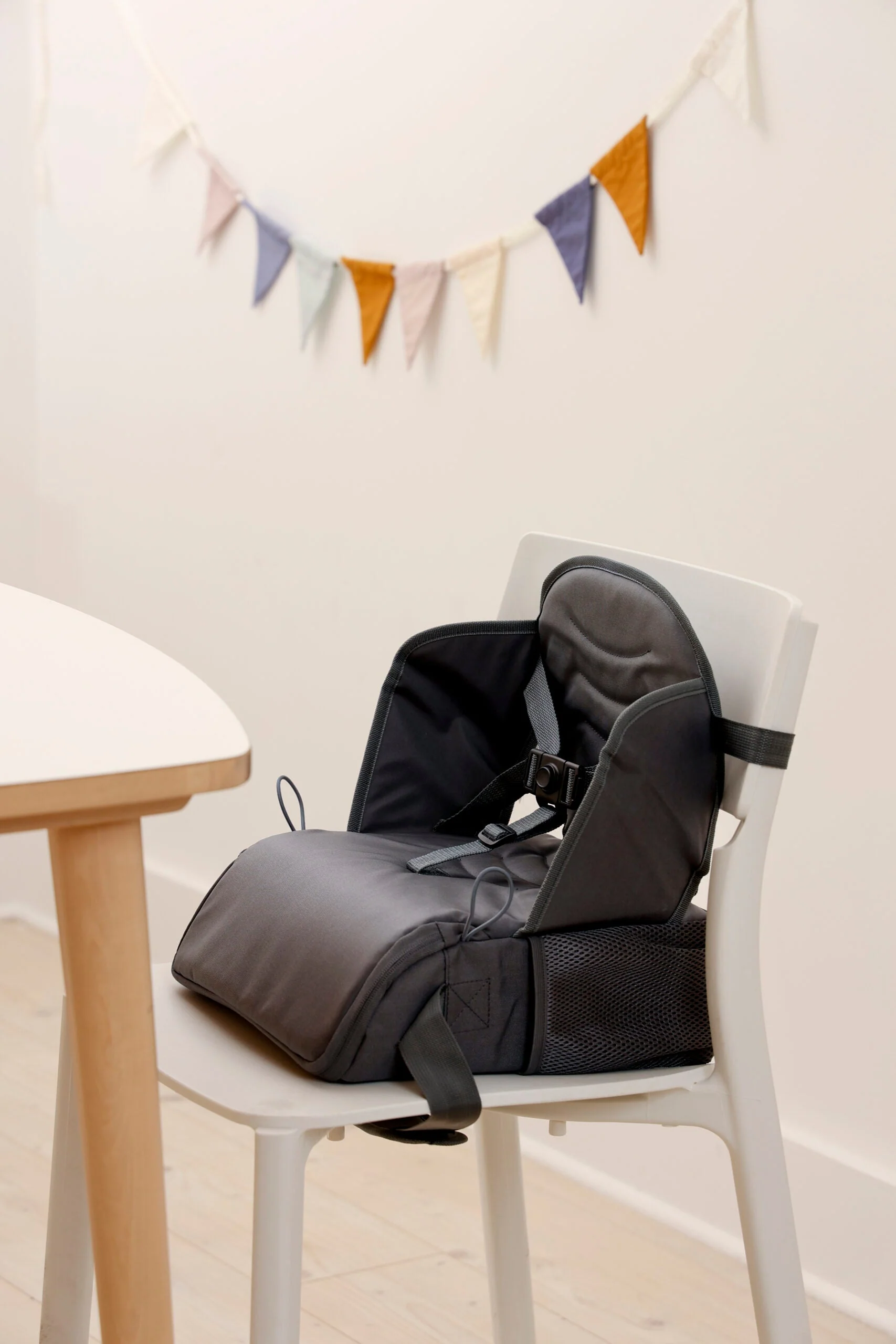 Baby to Love Travel Up Backpack Chair & Booster Seat - Anthracite - Image 10