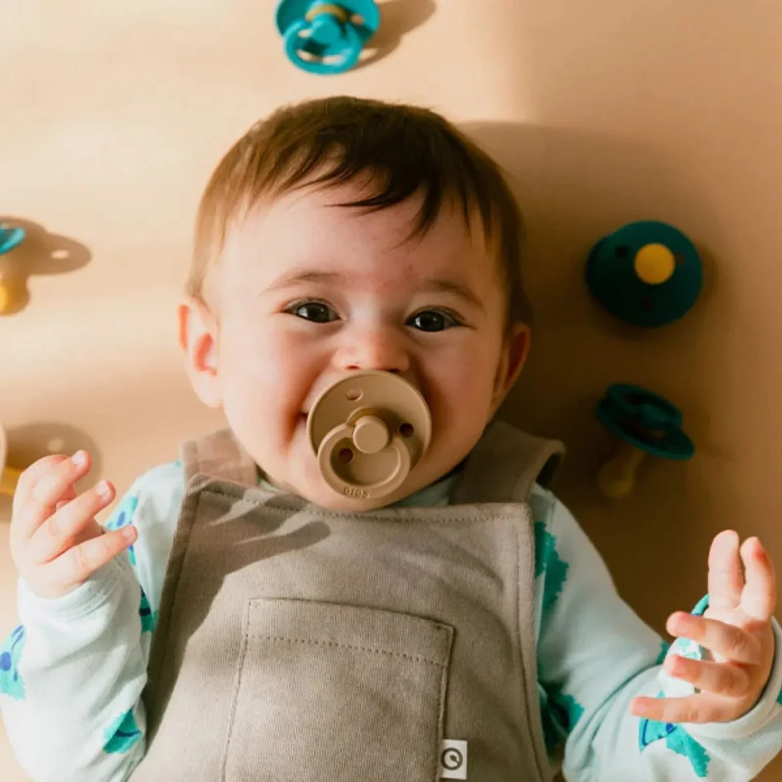 BIBS Colour Latex Soothers 6+ months Pack of 2 - Vanilla & Blush - Image 4