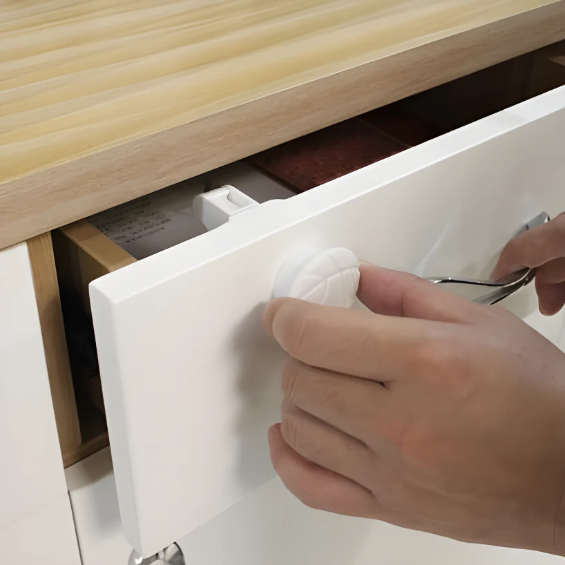 Callowesse Magnetic Cupboard & Drawer Locks – 6 Pack - Image 4