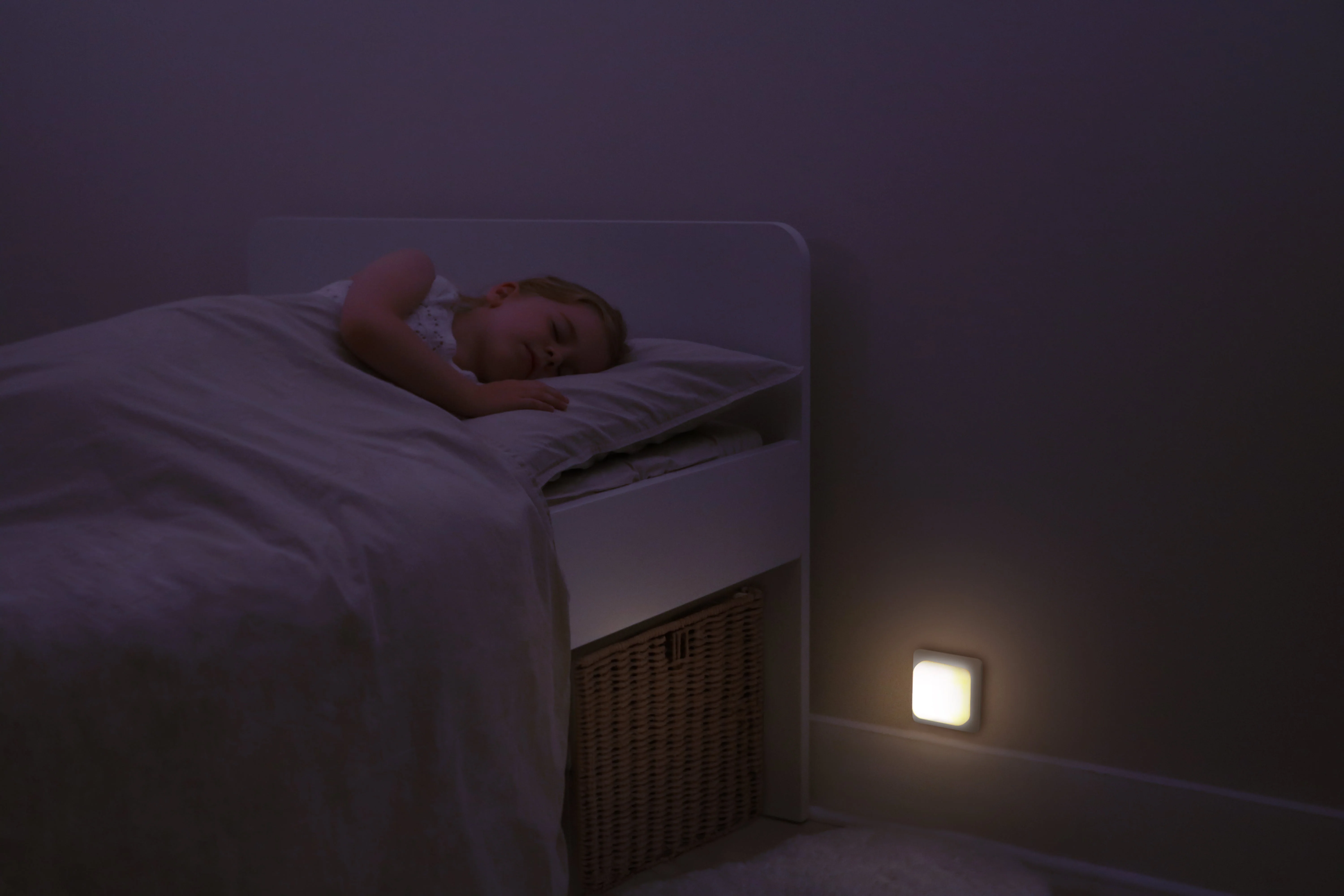 Cloud B Cube B Portable Nightlight - Lily the Unicorn - Image 6