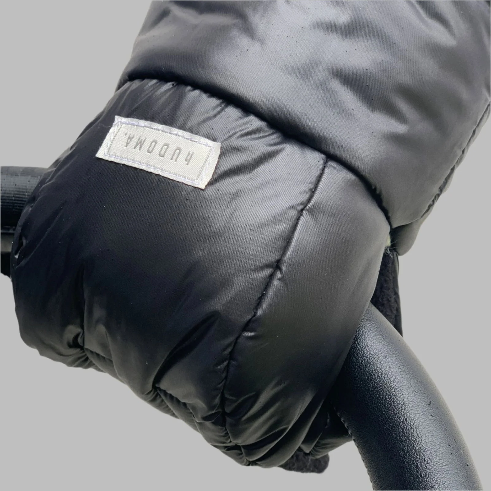 Hudoma Chelsea Black Pram Gloves - Image 3