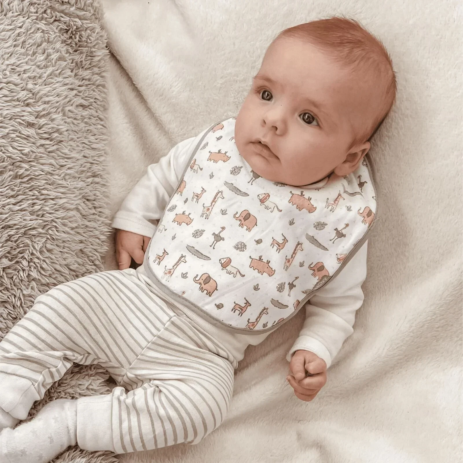 Nuby Snug and Dry Bibs Pack of 4 - Image 4