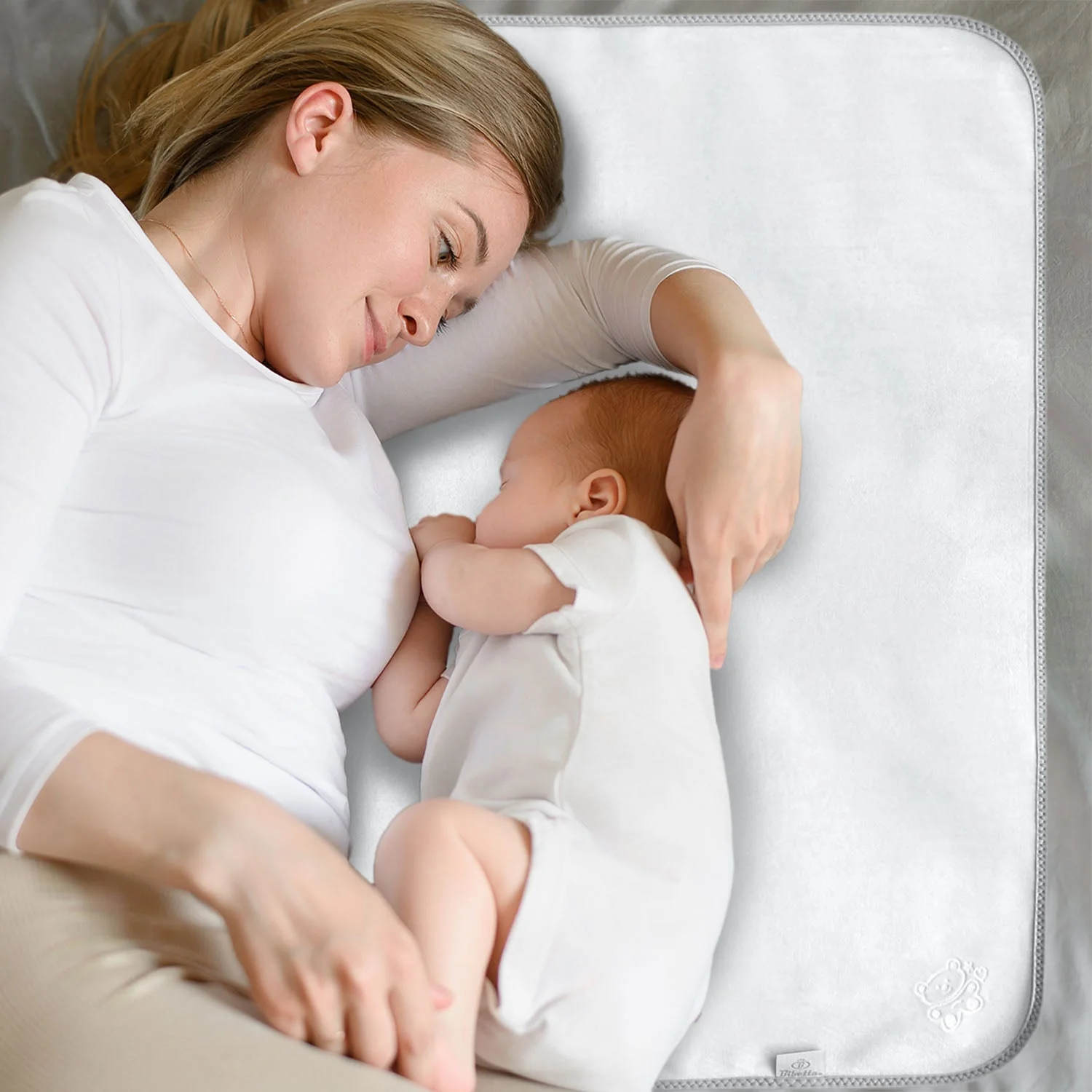 Plush Tummy Time Mat in White & Grey for Newborn Baby - Image 2