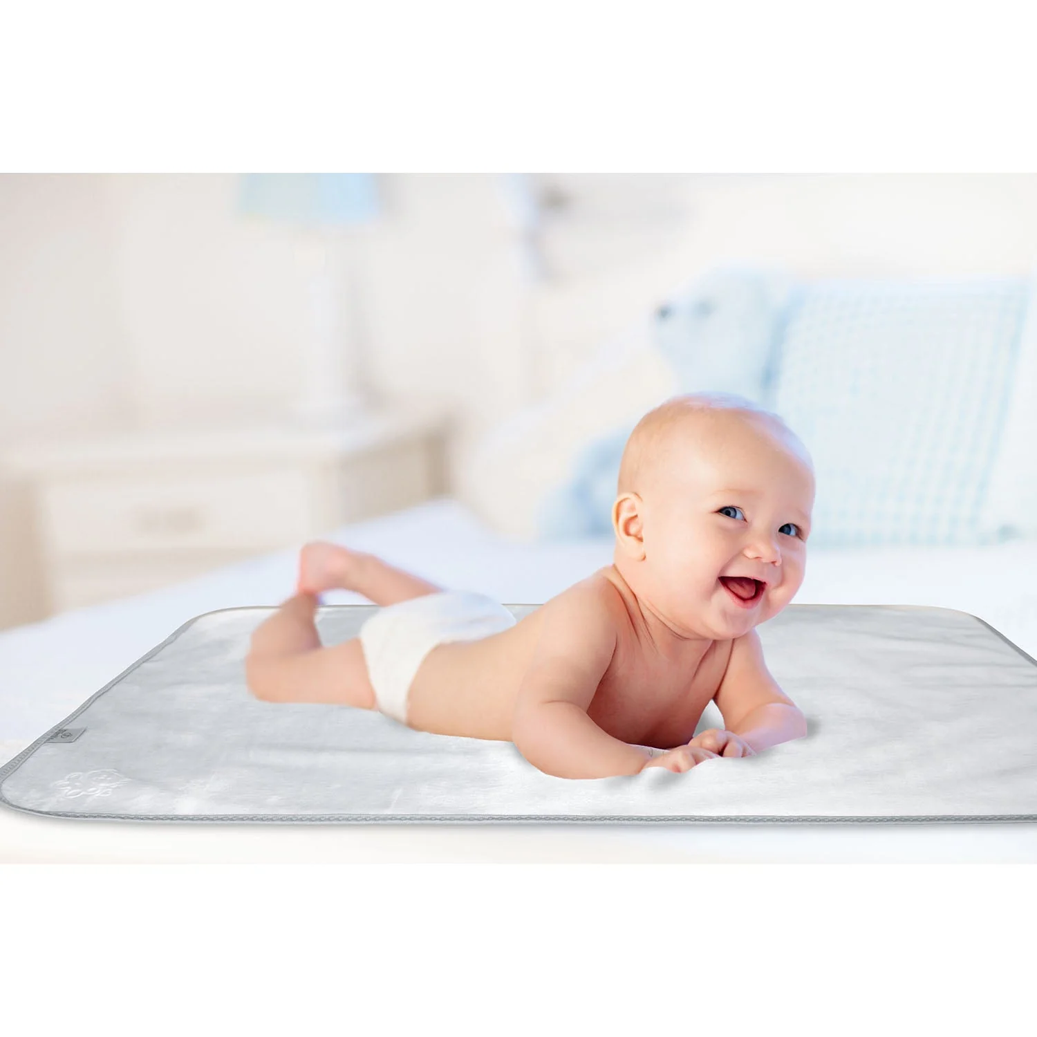 Plush Tummy Time Mat in White & Grey for Newborn Baby - Image 5