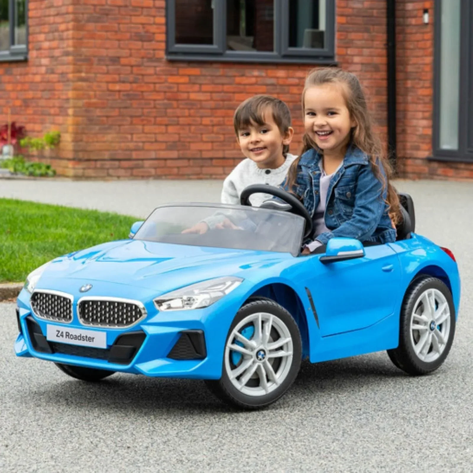 Xootz BMW Z4 12V Electric Ride On with Lithium Battery - Blue - Image 8